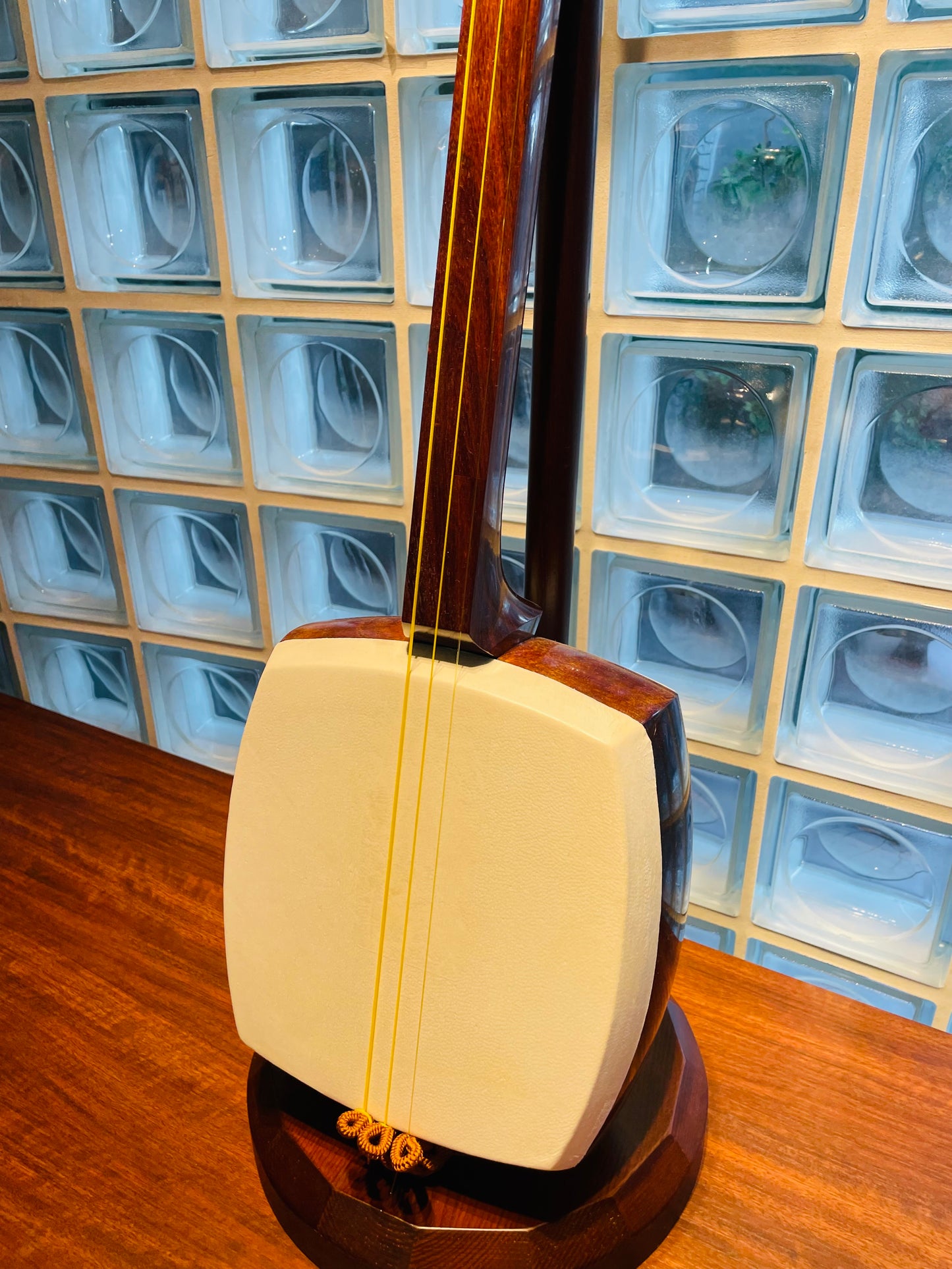 紅木津軽三味線(植林材) ¥198,000